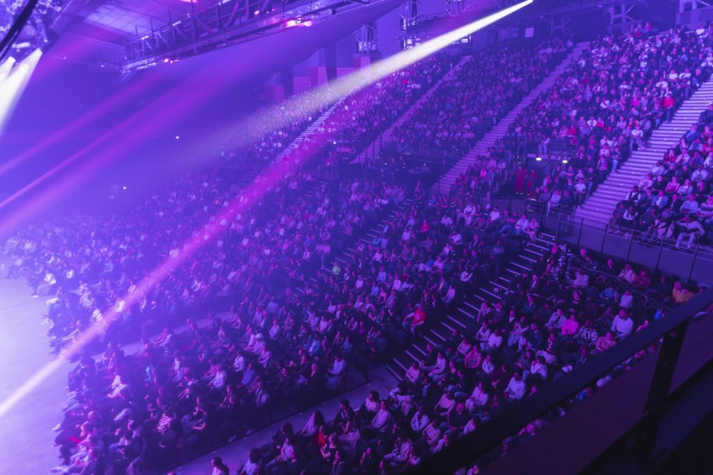 Arenes-Interieur-Salle-spectacle-Jamel-Comedy-Club - Grand Paris Sud